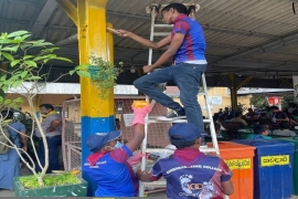 Railway station cleaning initiative by boy Scouts